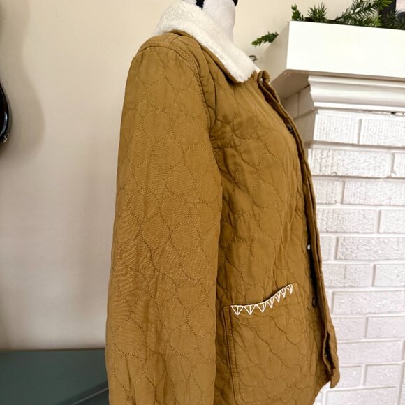 Seventy + Mochi Frida Sherpa Collar Quilted Jacket - Size Small NWT - Picture 7 of 15